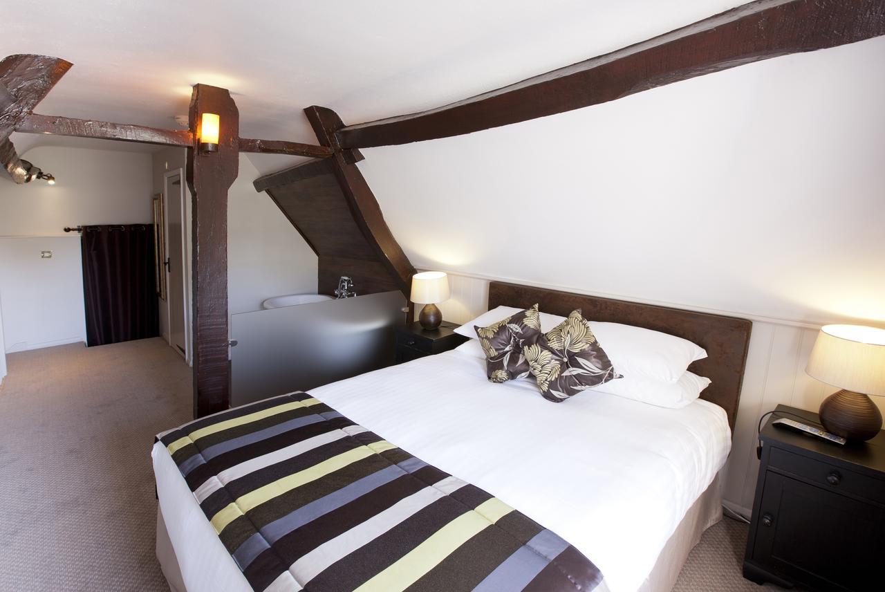 The Red Lion Hotel East Haddon