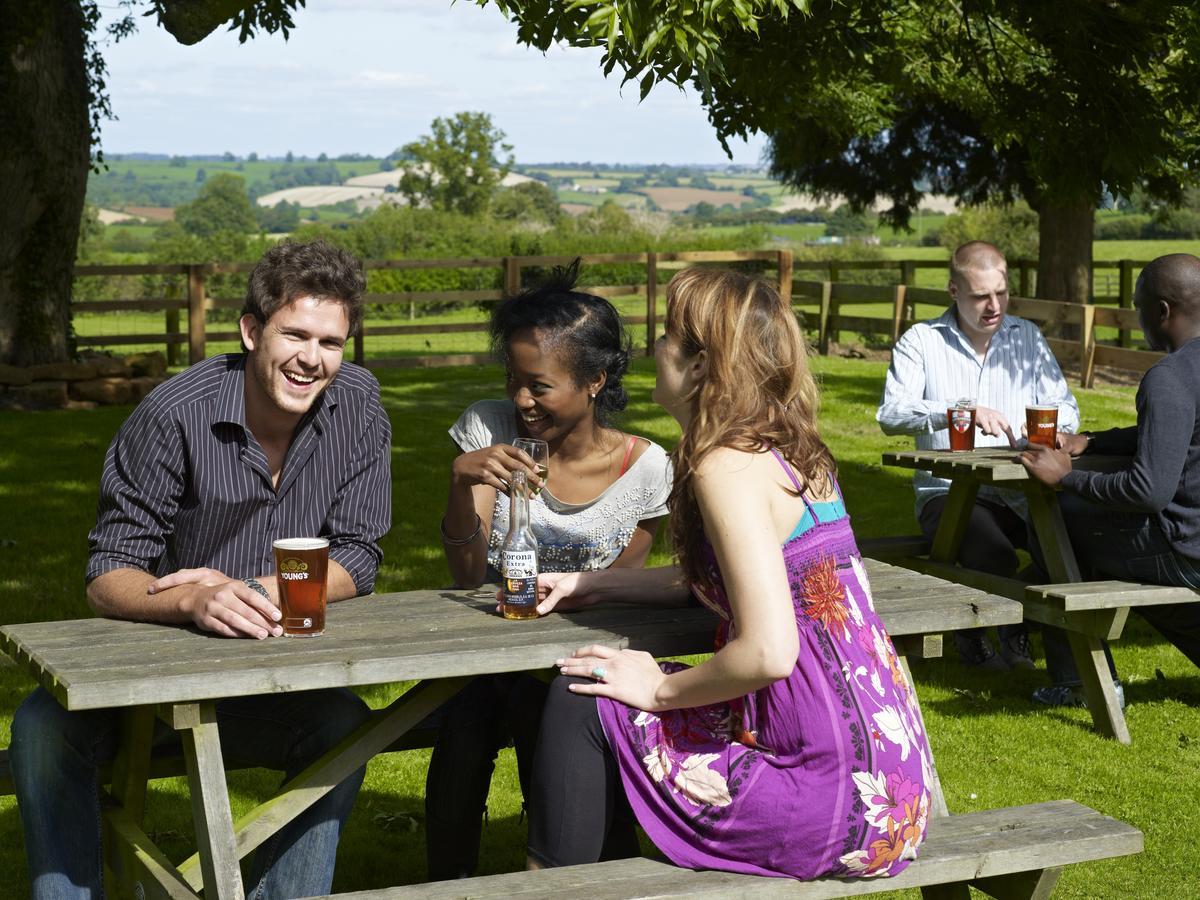 Hotel The Red Lion 3*